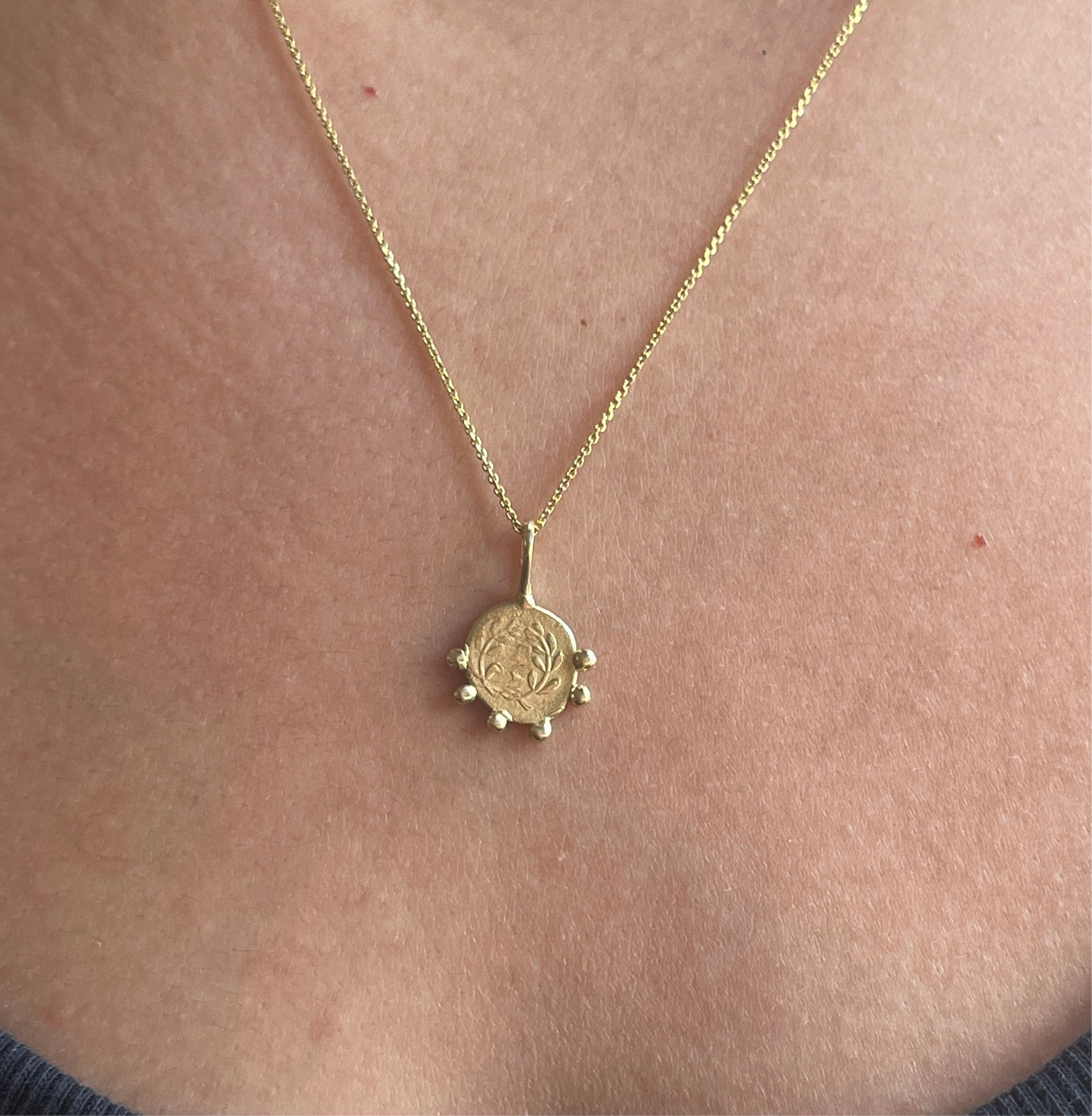Elaia Pendant