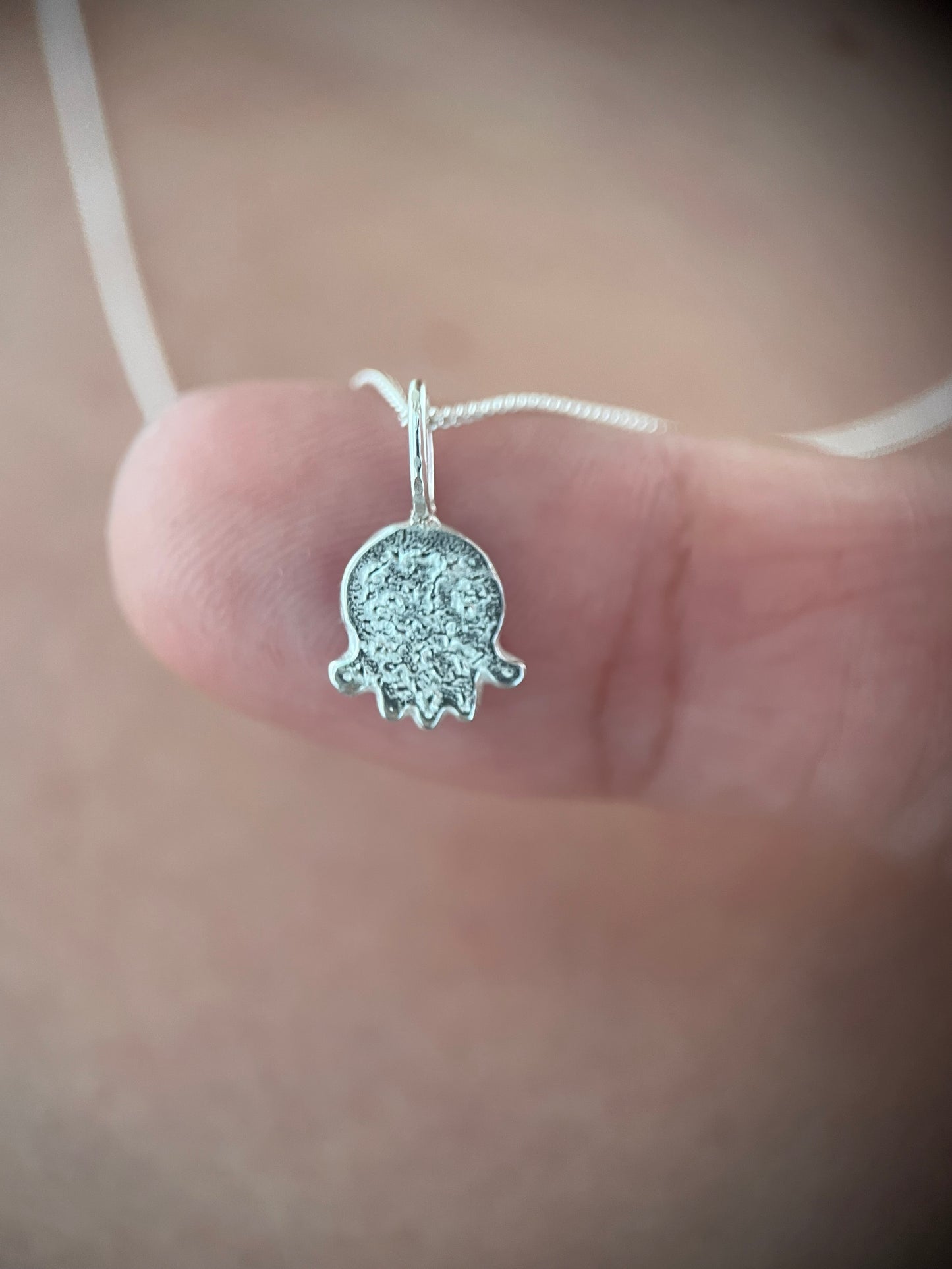 Hamsa Pendant in Silver