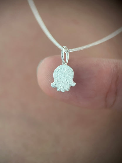Hamsa Pendant in Silver