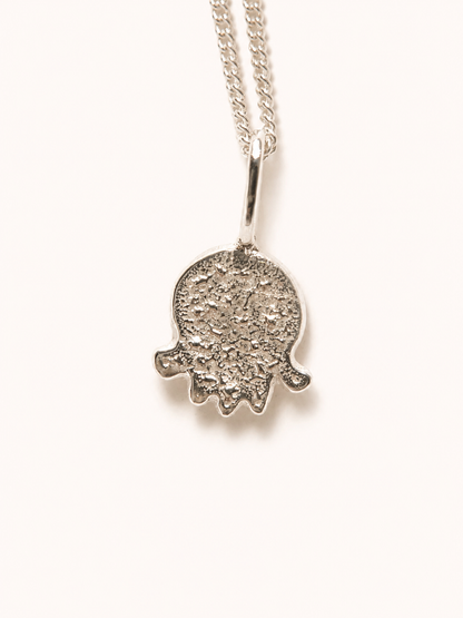 Hamsa Pendant in Silver